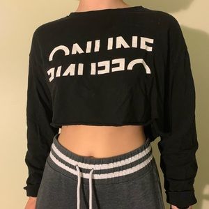 Online, offline cropped long sleeve shirt 🍯🤩
